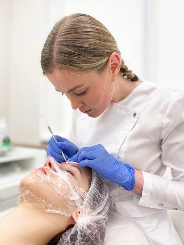 Комбінована чистка обличчя Київ